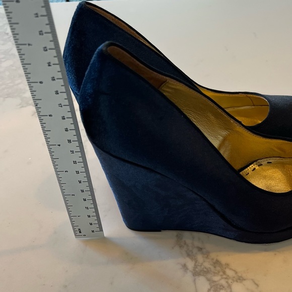 Mimco navy velvet round toe wedges size 10 - Picture 5 of 8